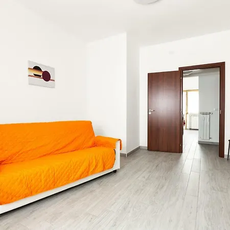 Renewed Balcony Flat With Garden Appartement *